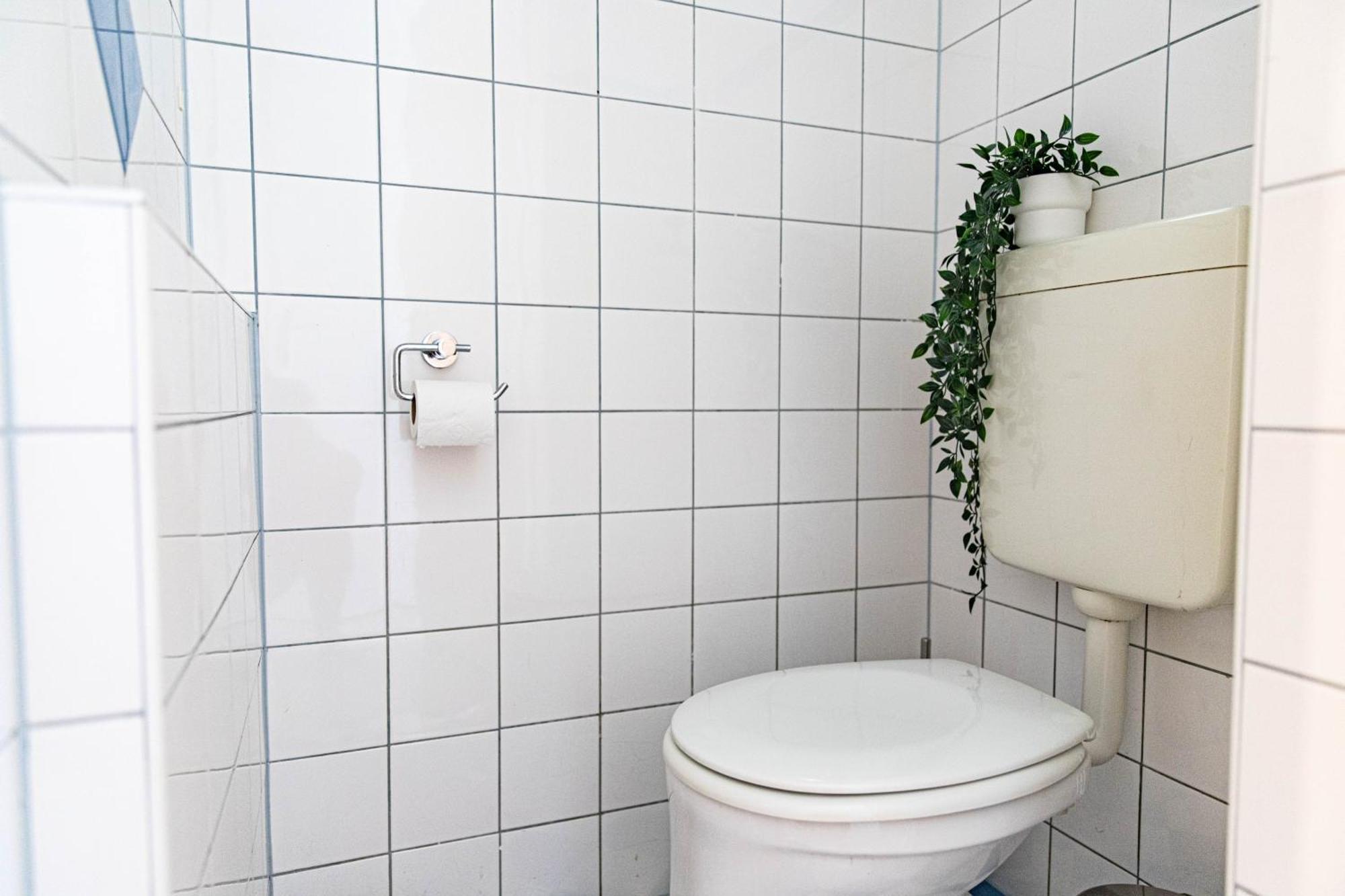 Spacious Apartment, 3 Min To U1 Reumannplatz Wenen Buitenkant foto