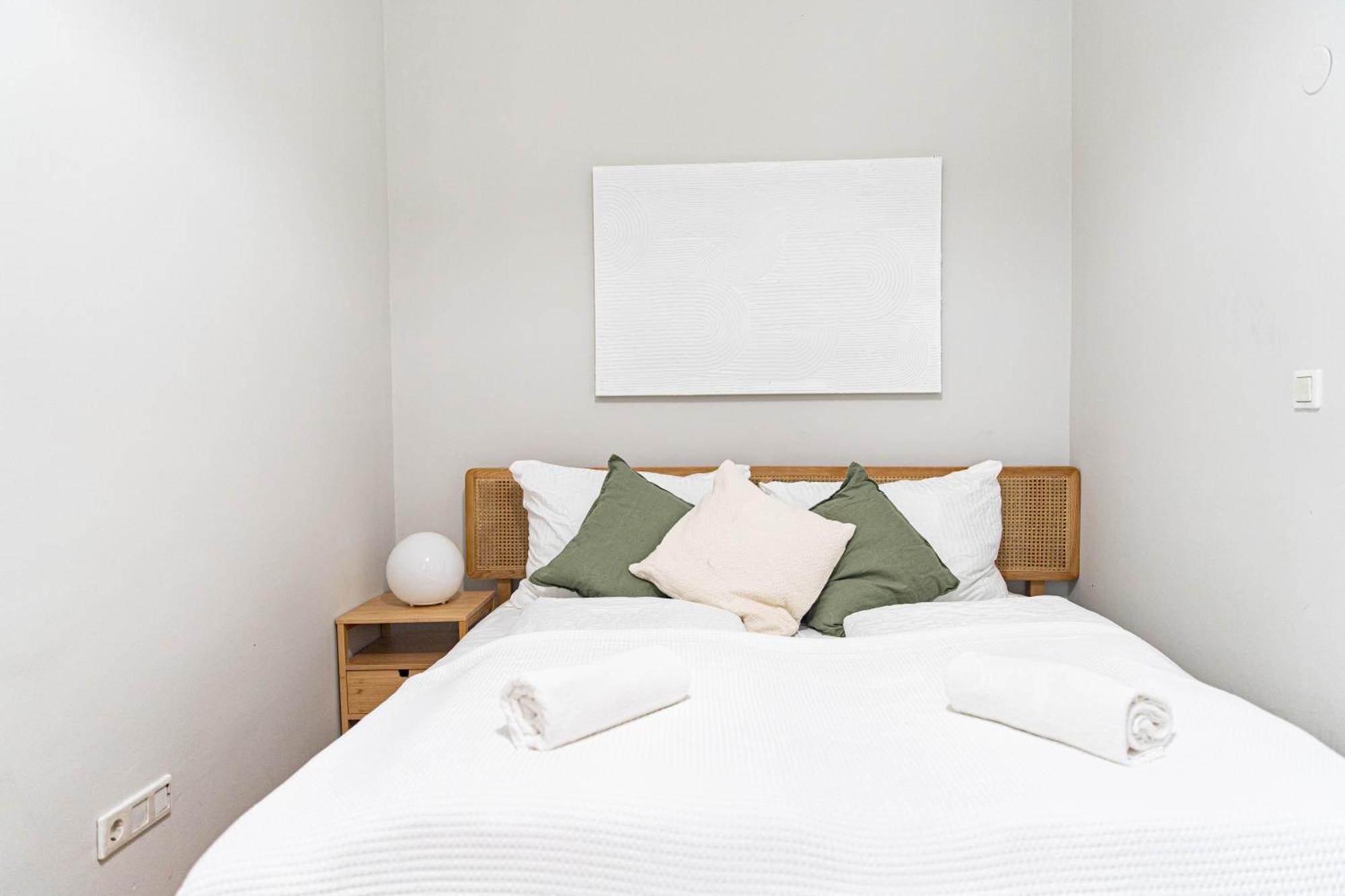 Spacious Apartment, 3 Min To U1 Reumannplatz Wenen Buitenkant foto